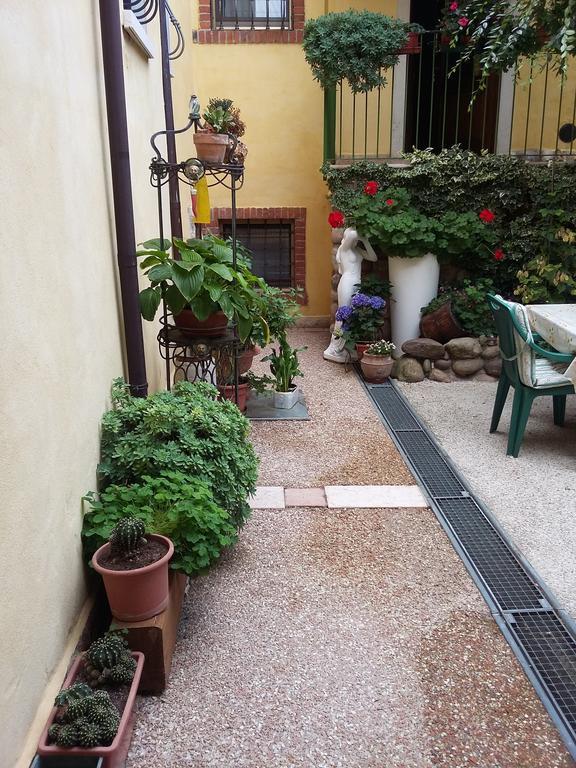 Bed and Breakfast La Carbonara 6 Bardolino Exterior foto