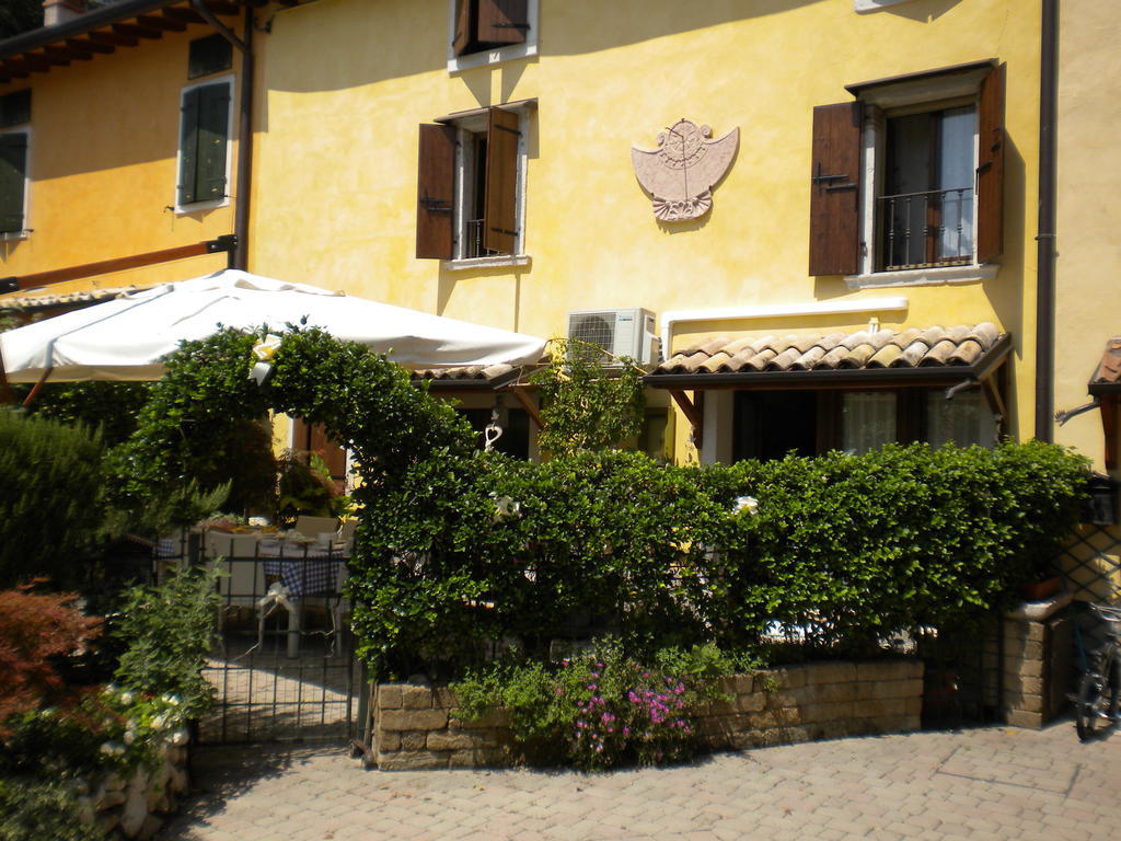 Bed and Breakfast La Carbonara 6 Bardolino Habitación foto